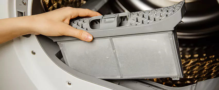 Signs Of A Clogged Dryer Lint Trap in Muskego, Wisconsin